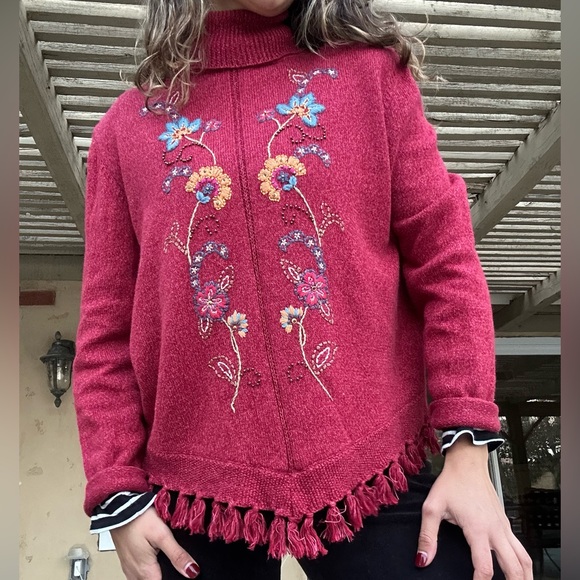 VINTAGE Alfred Dunner Embroidered Turtleneck Sweater in Maroon - Picture 2 of 9